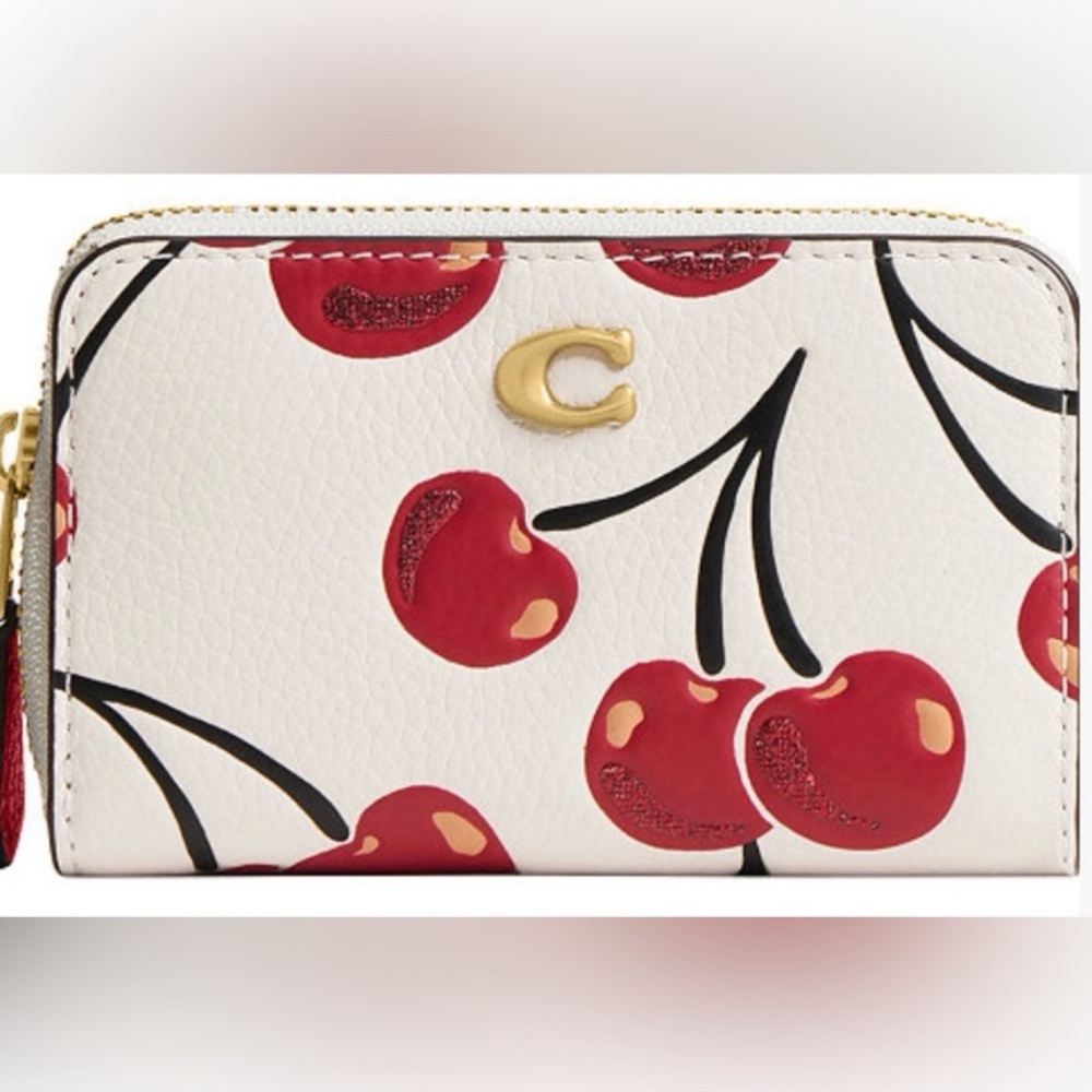 Coach NWT Cherry Print Chalk Leather Zip Round. Full Inclusion - Picture 3 of 6